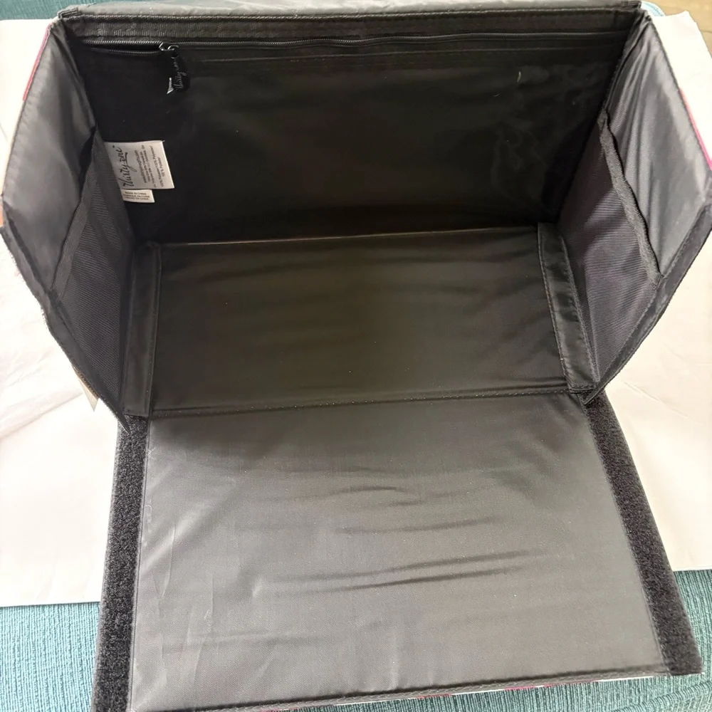 Thirty-One Get Creative Case - Origami Pop Geometric print -NWT NEW